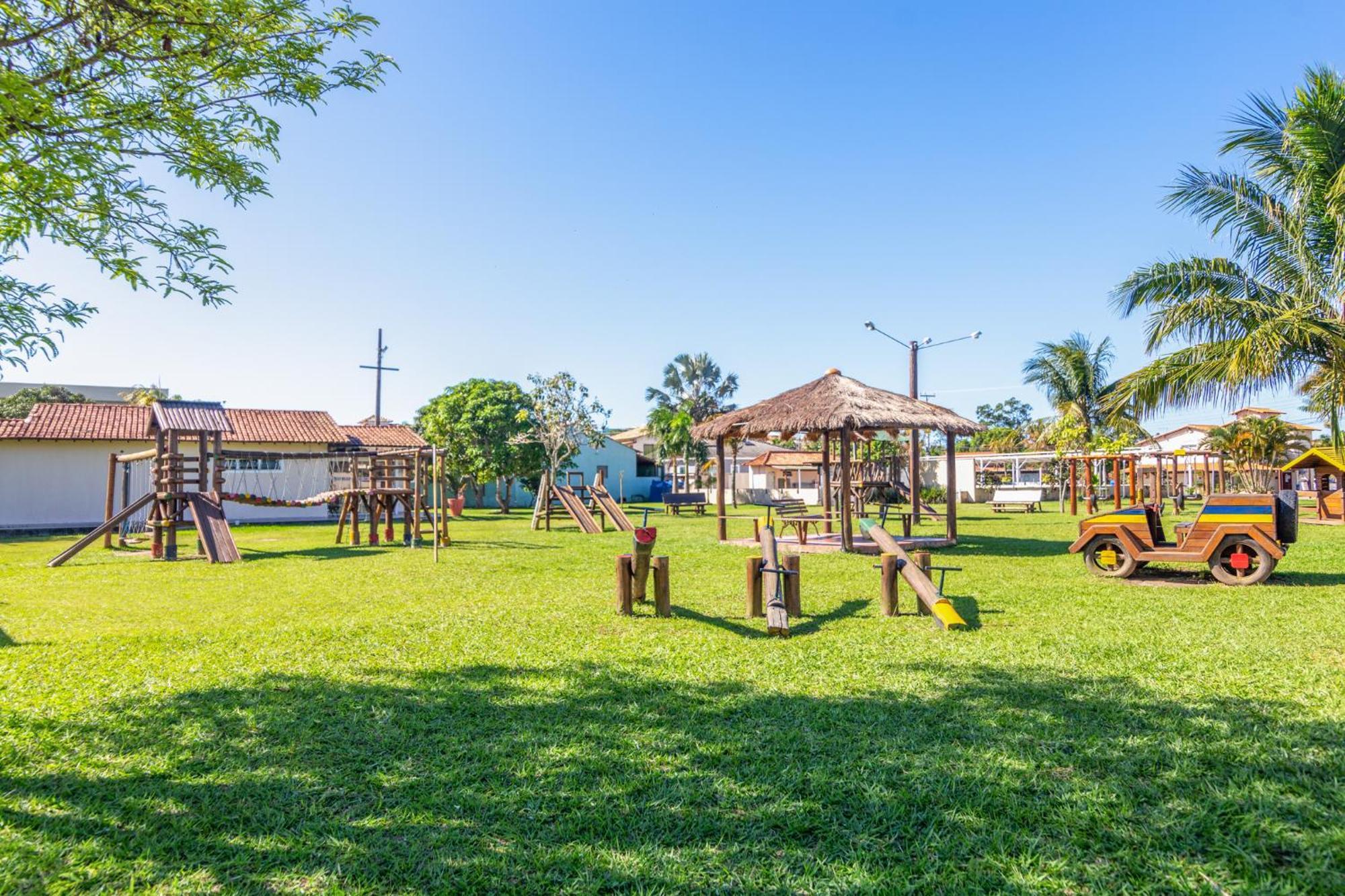 Refugio Tropical Casa De Praia Com Piscina Aquecida E 4 Suites E Garagem 3 Carros, 800 Mtrs Da Praia Internet 700 Mbps, Condominio Privado Com Pista De Skate , Quadra De Futevolei , Campos E Quadras De Futebol! Cabo Frio Eksteriør billede