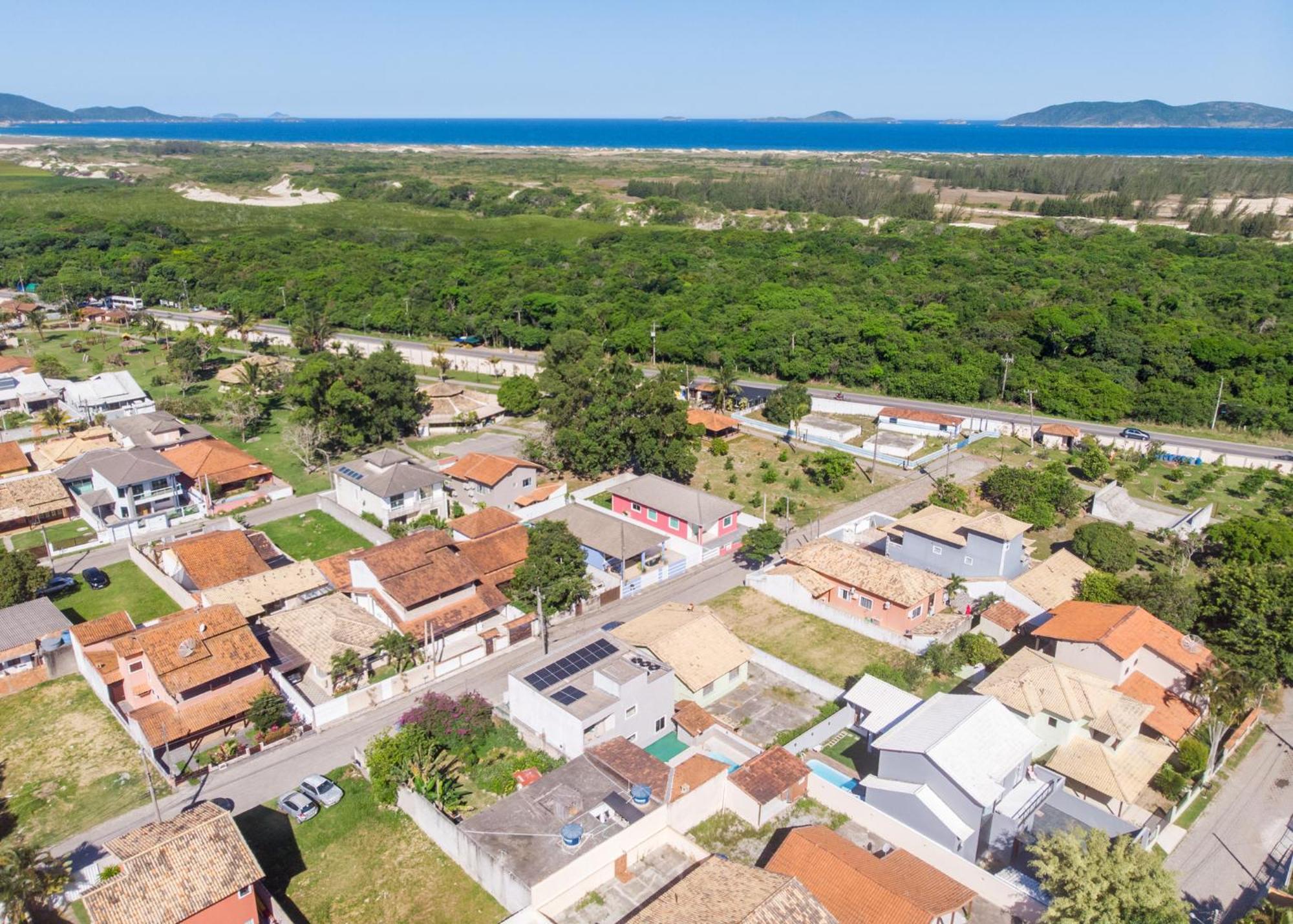 Refugio Tropical Casa De Praia Com Piscina Aquecida E 4 Suites E Garagem 3 Carros, 800 Mtrs Da Praia Internet 700 Mbps, Condominio Privado Com Pista De Skate , Quadra De Futevolei , Campos E Quadras De Futebol! Cabo Frio Eksteriør billede